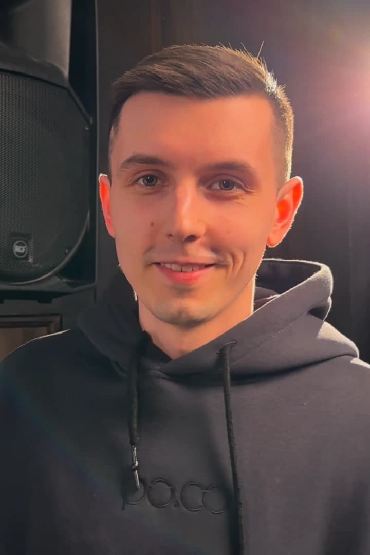 Максим